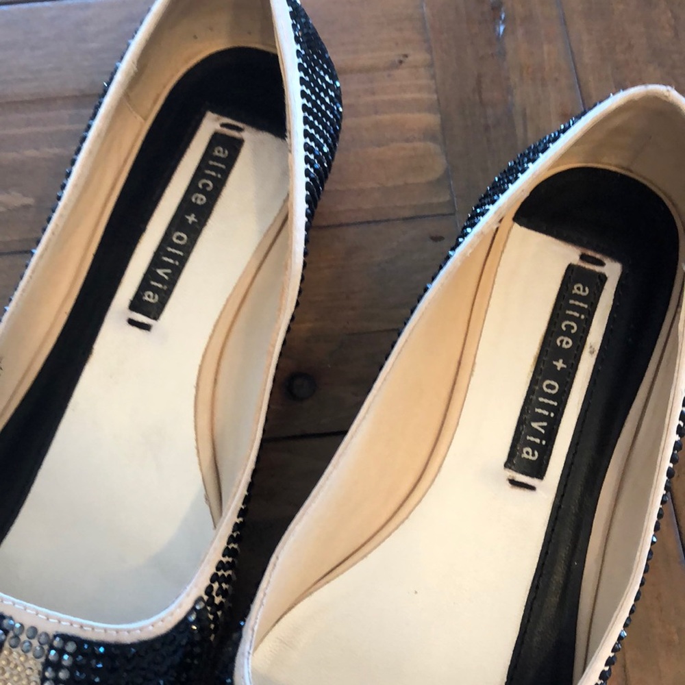 Crystal flats by Alice & Olivia. - Picture 4 of 8